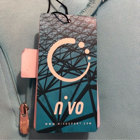 NWT Nivo Cool Max Polo - Picture 4 of 8